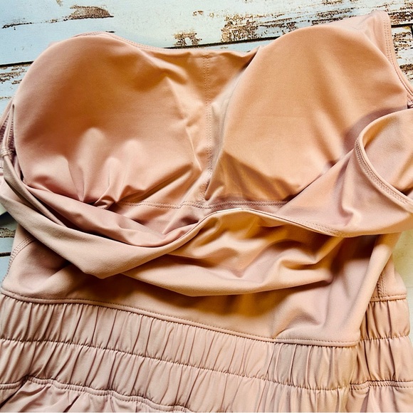 Yogalicious | Blush Pink Lux Pati Romper size Large NWT - Picture 9 of 11